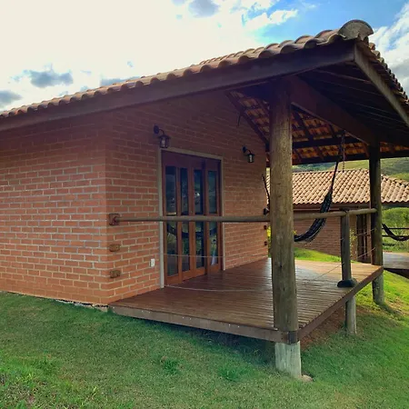 Chales Canto Da Serra Sao Bento do Sapucai Exterior photo